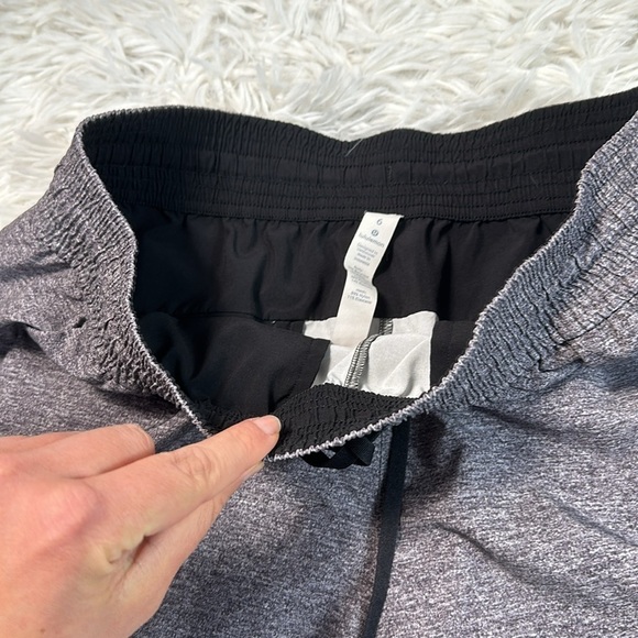 Lululemon Spring Break Away Short *4-way Stretch 3" Heather Lux Multi Black - Picture 2 of 5